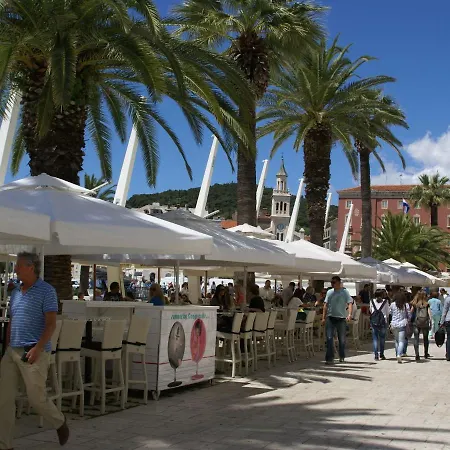 3 Km Outside The Historical Centre Apartment Split